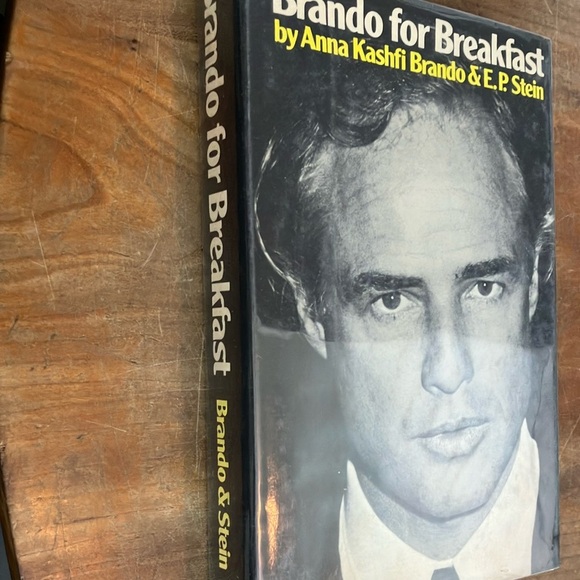 Book : Brando for Breakfast by Anna Kashfi Brando & E.P.Stein Hardcover - Picture 3 of 10